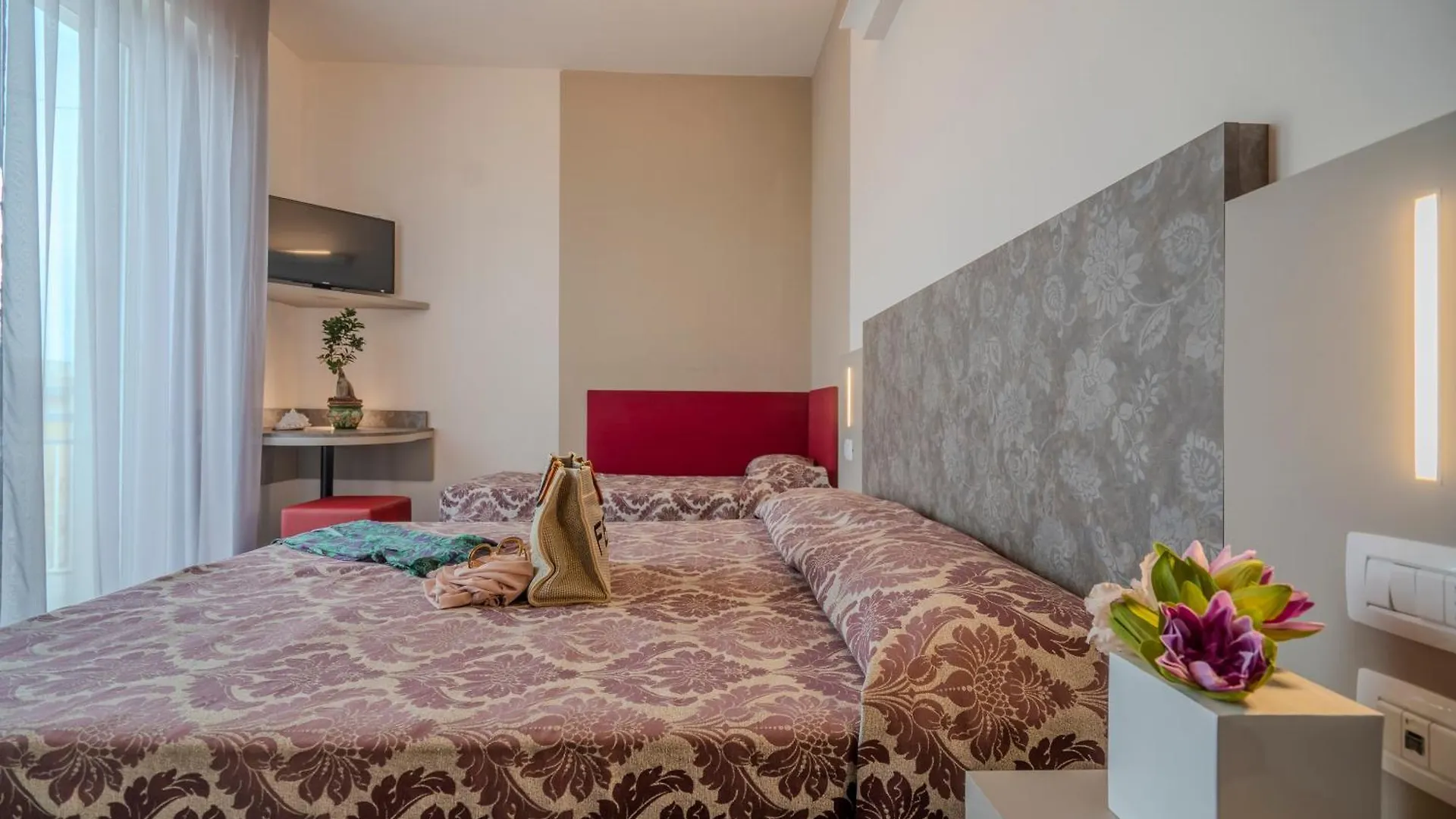 Hotel 2000 Rimini 3*,